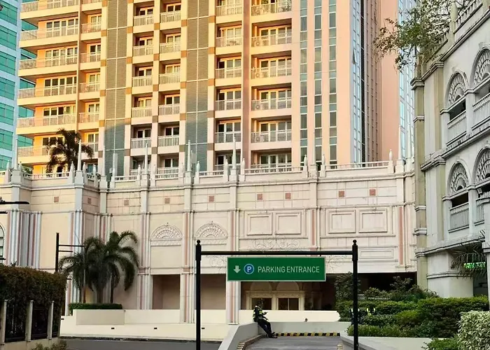 Venice Luxe Stylish, 1 Bedroom, Pool, Netflix, Kitchen, Canal Mall Access For 3 Guests Only Apartment