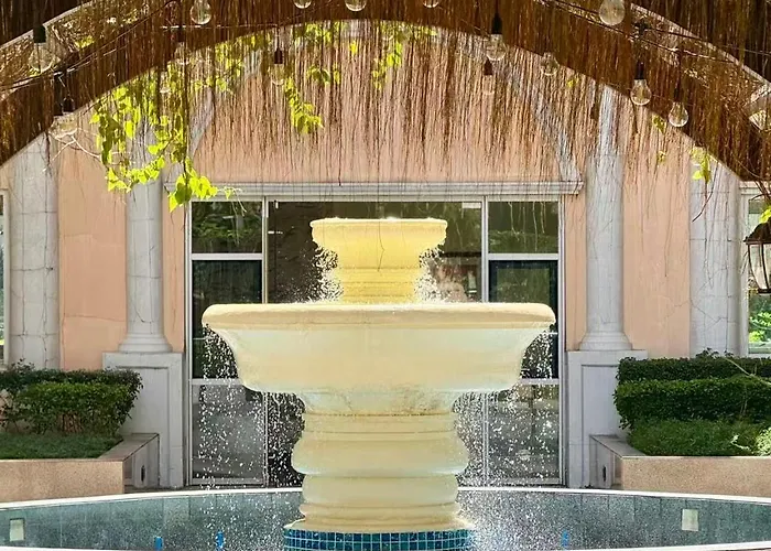 Venice Luxe Stylish, 1 Bedroom, Pool, Netflix, Kitchen, Canal Mall Access For 3 Guests Only Apartment *